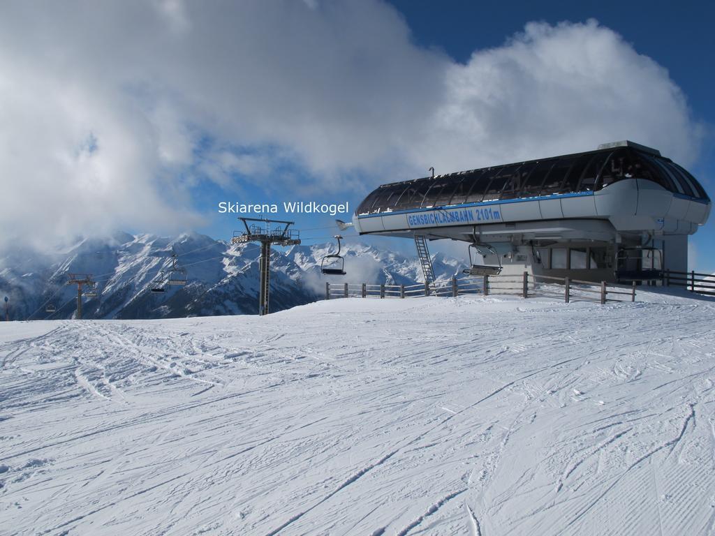 Pension Kristall Bramberg am Wildkogel Exterior photo